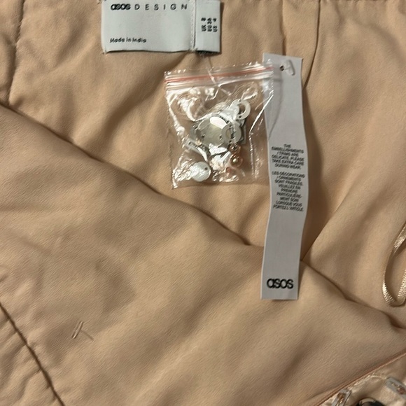 NWT ASOS Champagne Gold Sequin Embellished Mini Skirt for Night Out Size 4 - Picture 9 of 10